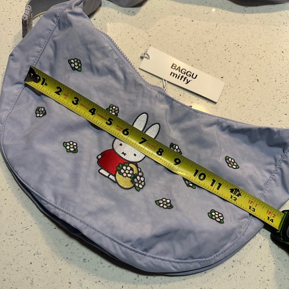 NEW! Medium Nylon Crescent Bag in Embroidered Miffy / NWT - Picture 8 of 16